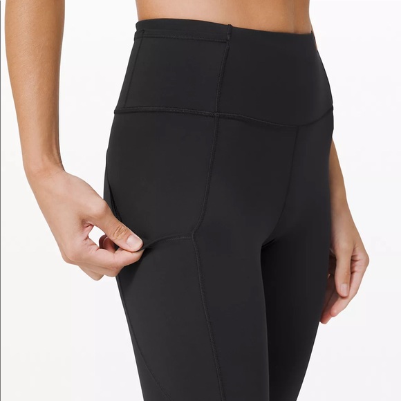 Lululemon Fast and Free leggings 25” - Picture 4 of 10